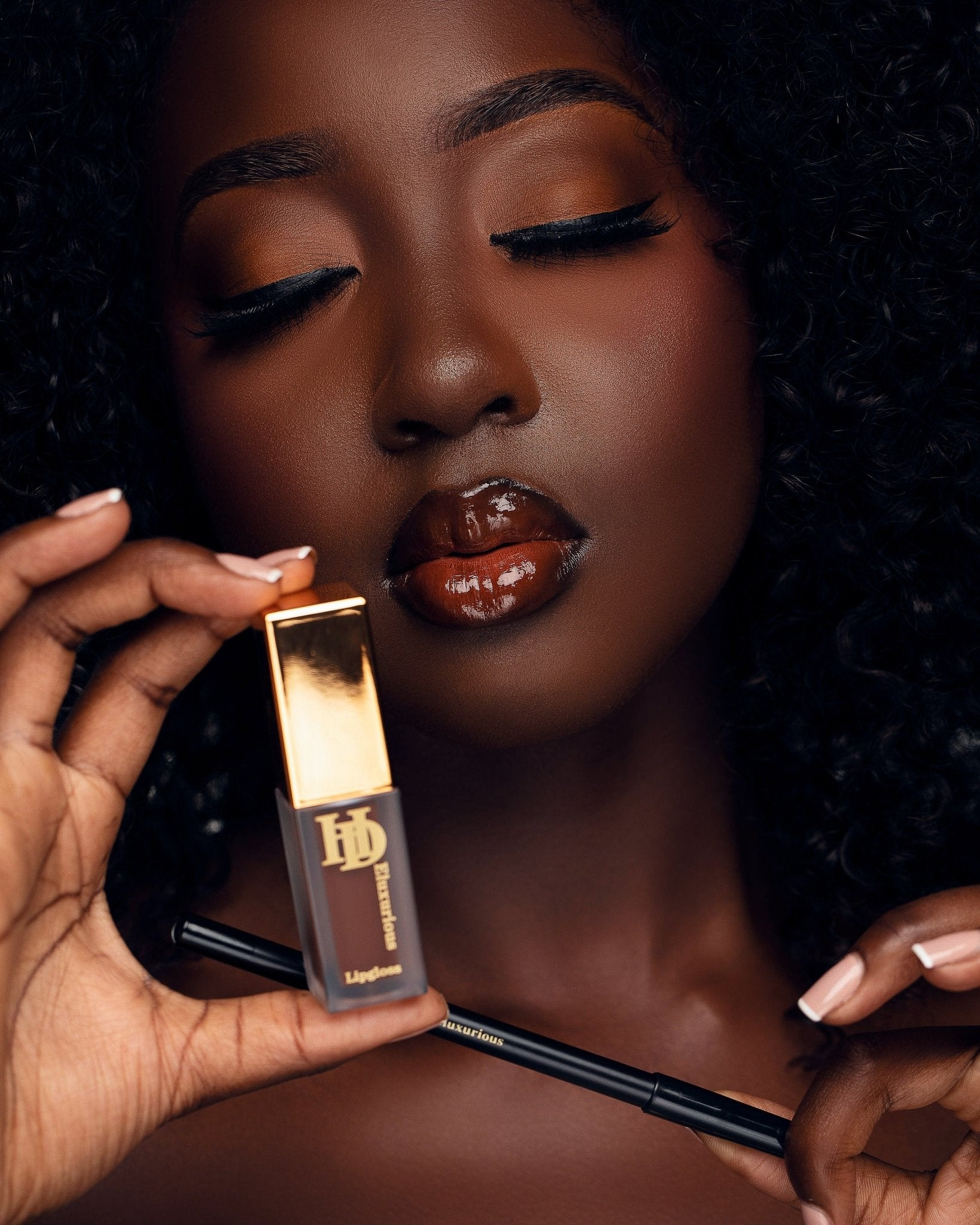Hot chocolate High shine Lip Gloss - hdeluxurious